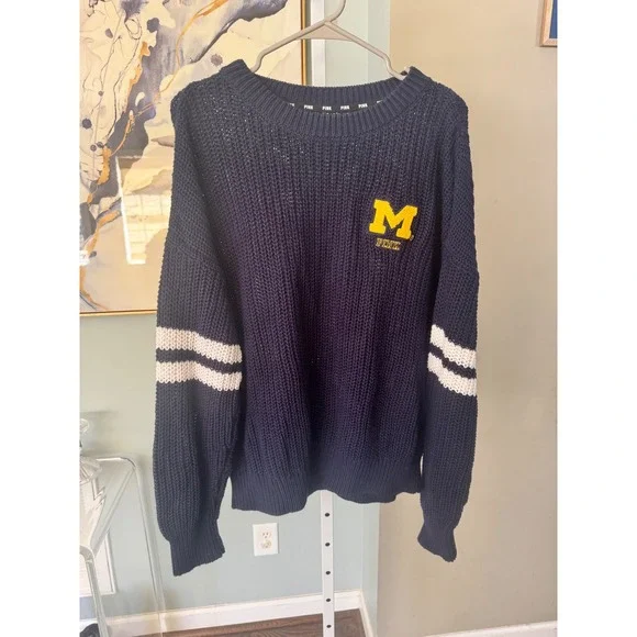 PINK Victoria's Secret University of Michigan Wolverines Navy Knit Sweater M - Picture 2 of 5